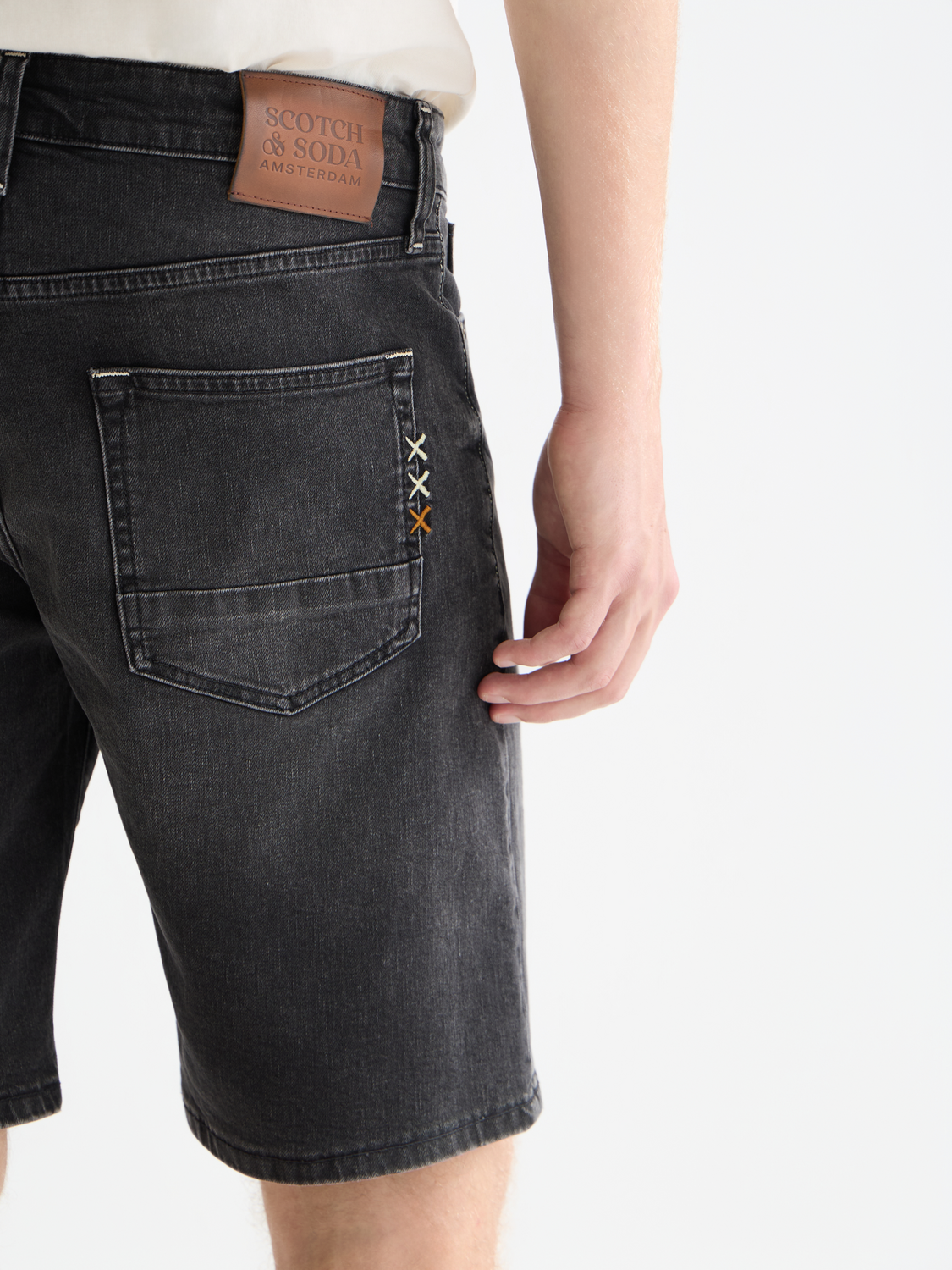 Ralston regular slim fit jeans short