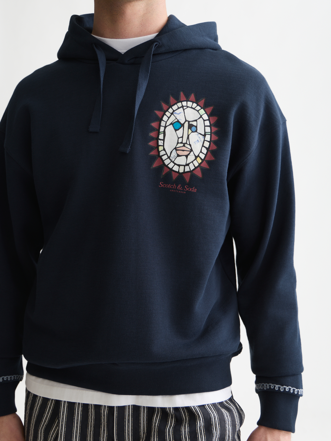Chest artwork relaxed-fit hoodie