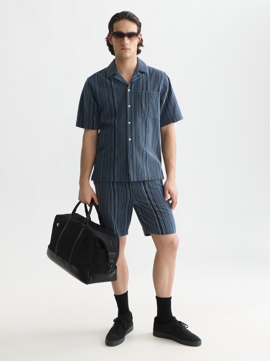 Fave textured relaxed bermuda shorts