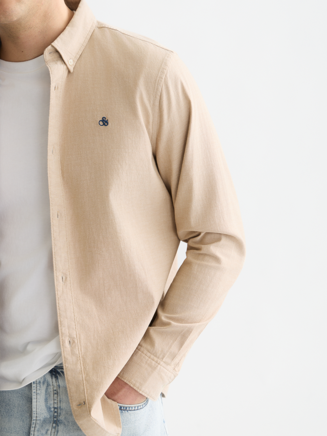 Seasonal Essentials oxford solid shirt