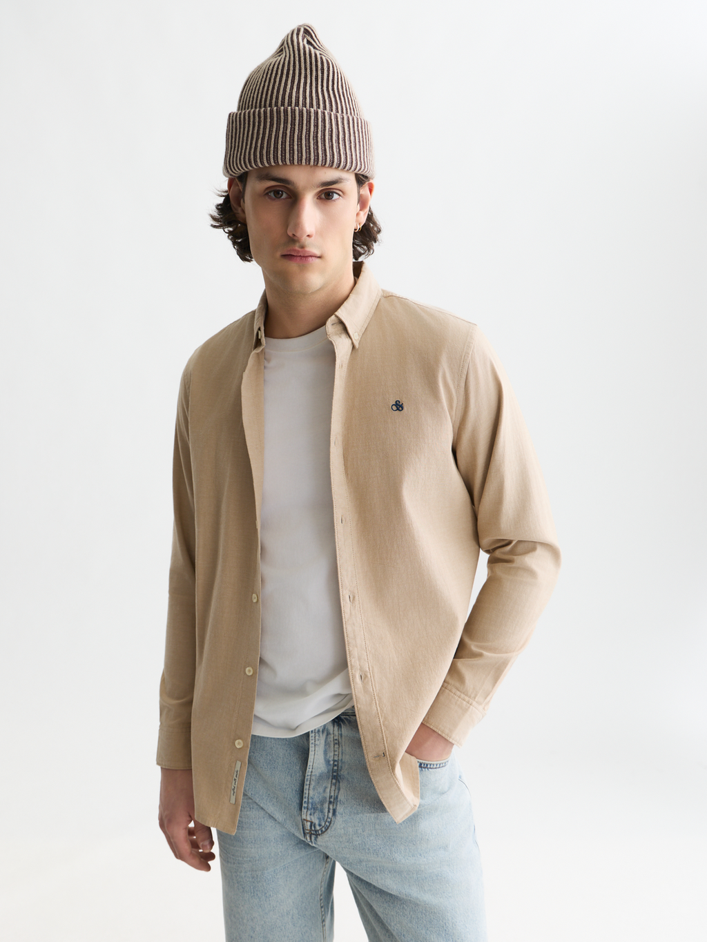 Seasonal Essentials oxford solid shirt