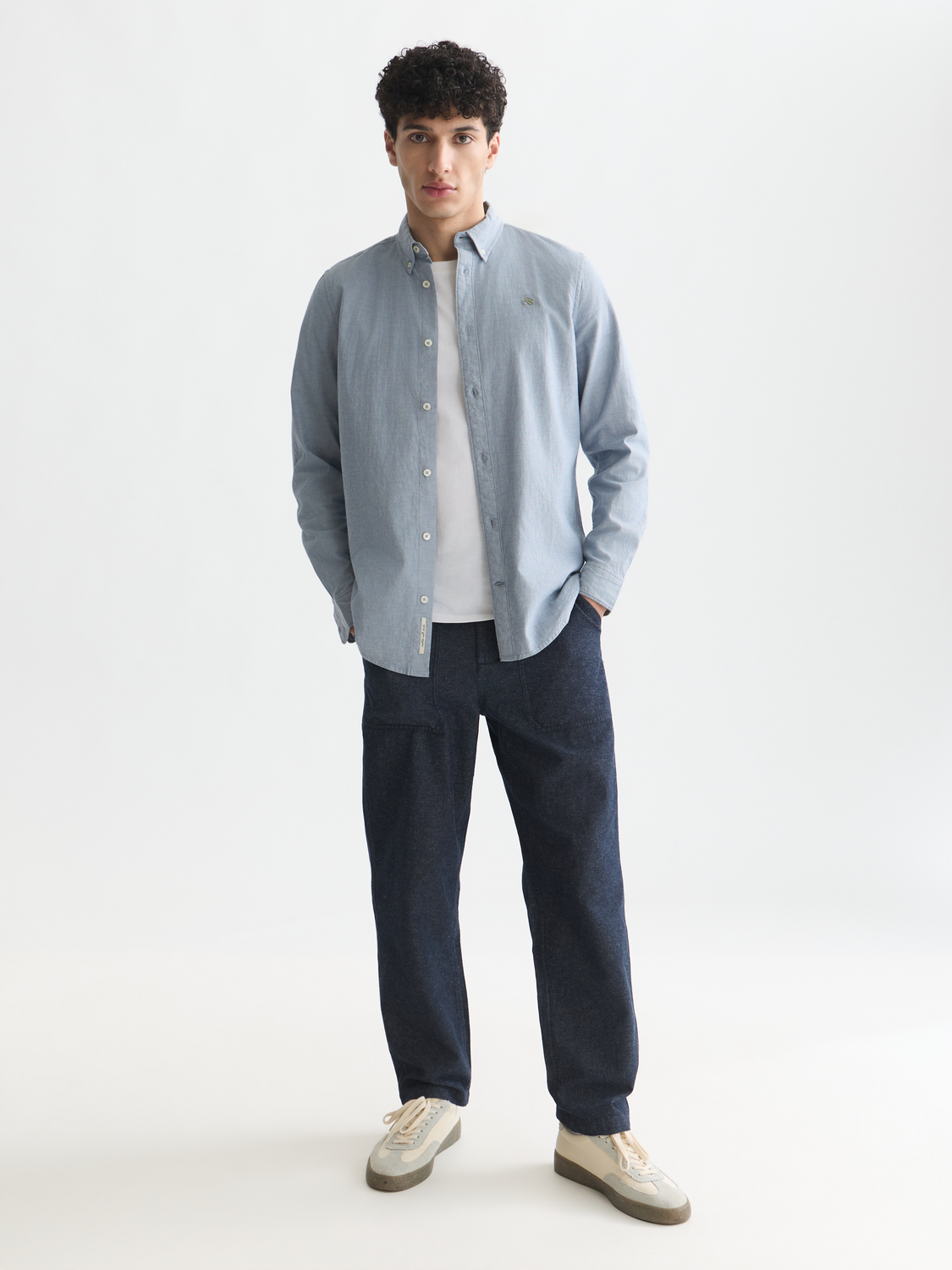 Seasonal Essentials oxford solid shirt