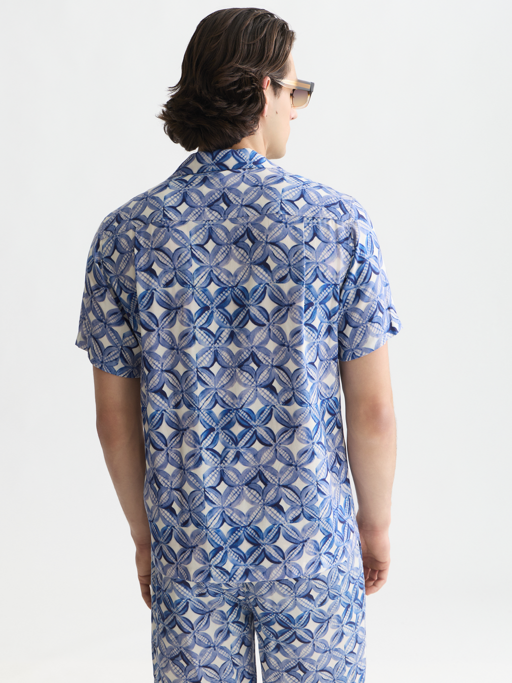 Printed viscose regular-fit short-sleeved shirt