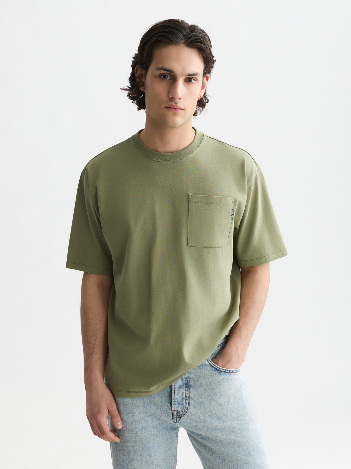 Seasonal core 3 crosses chest pocket loose-fit T-shirt