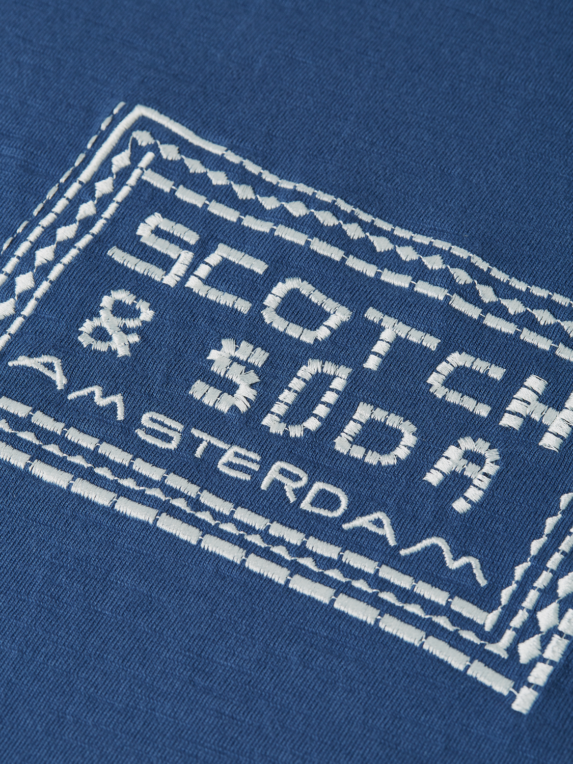 Embroidered artwork relaxed T-shirt