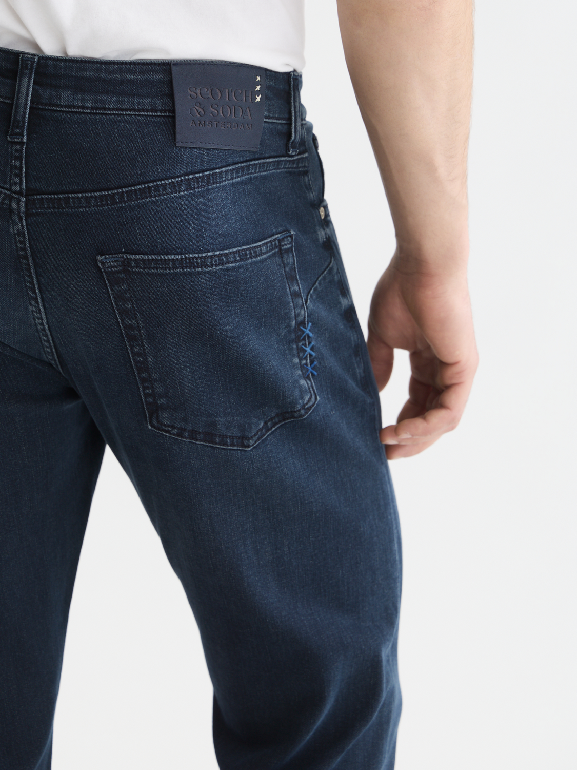 The Zee straight denim