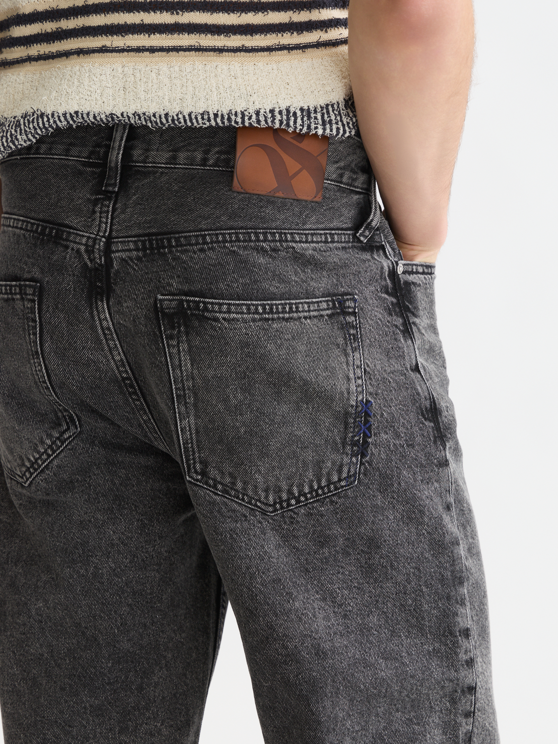 The Pitch loose denim