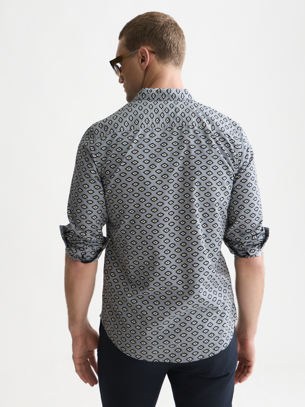 Micro printed slim shirt