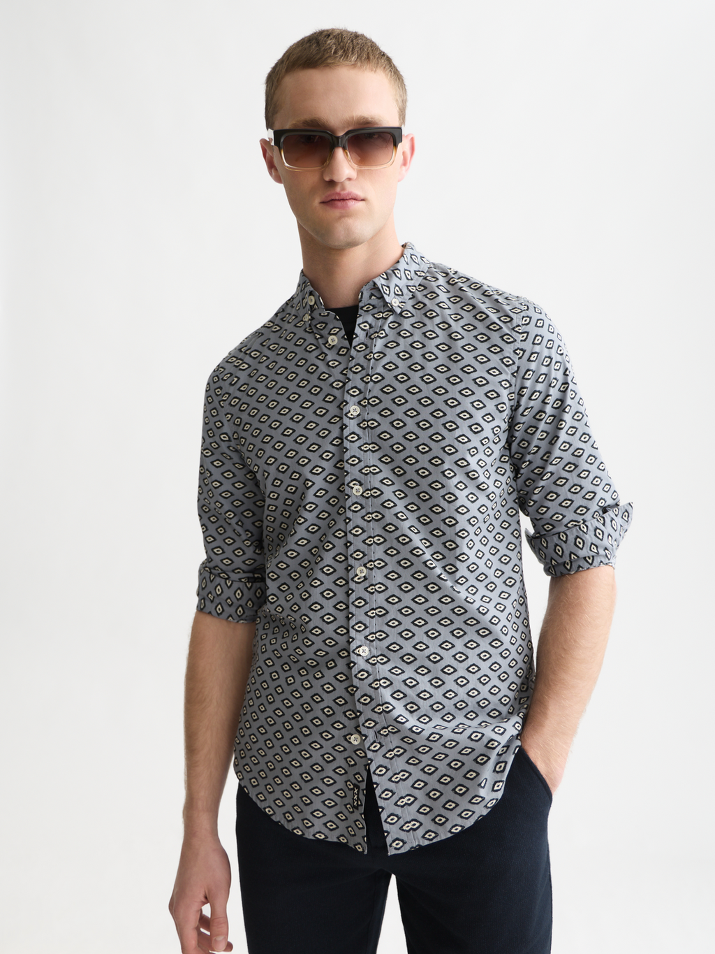 Micro printed slim shirt