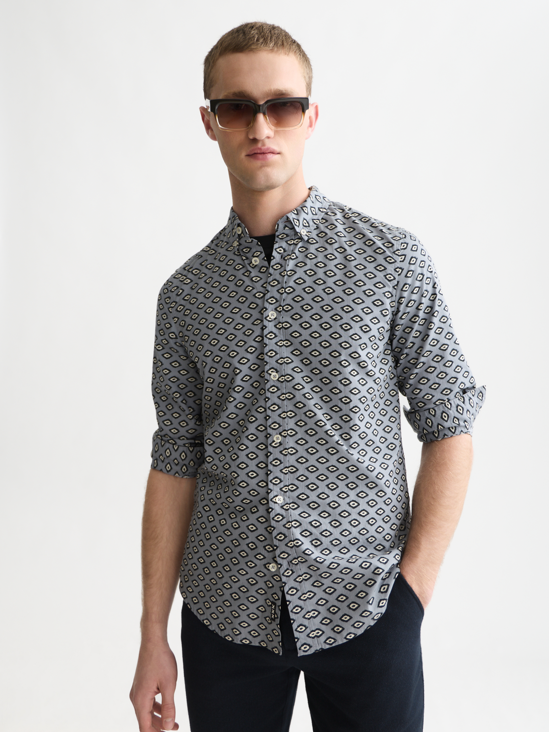 Micro printed slim shirt