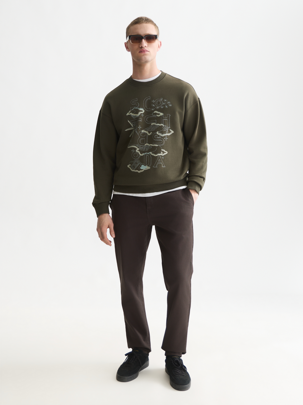 Embroidered artwork relaxed sweatshirt