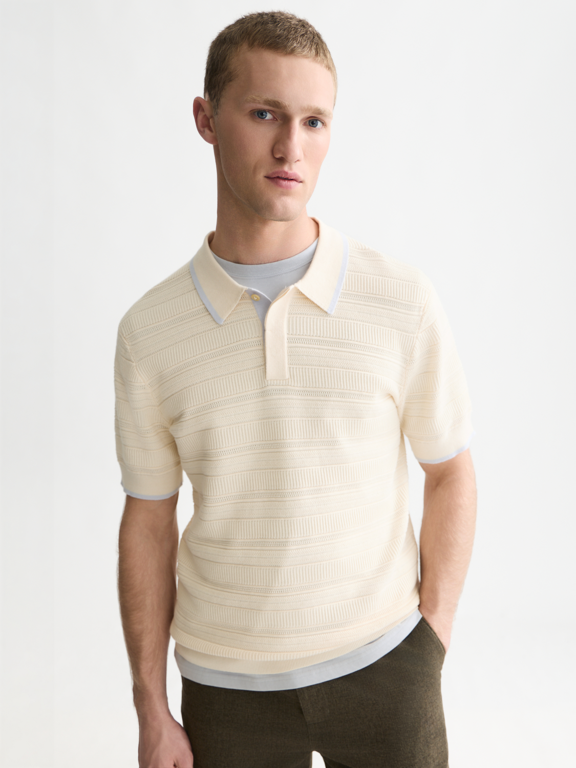 Structured knitted polo