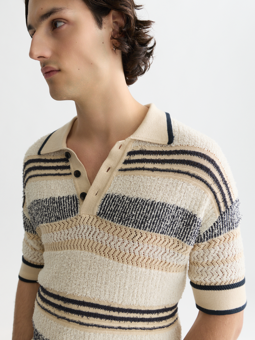 Structured dropped shoulder knitted polo