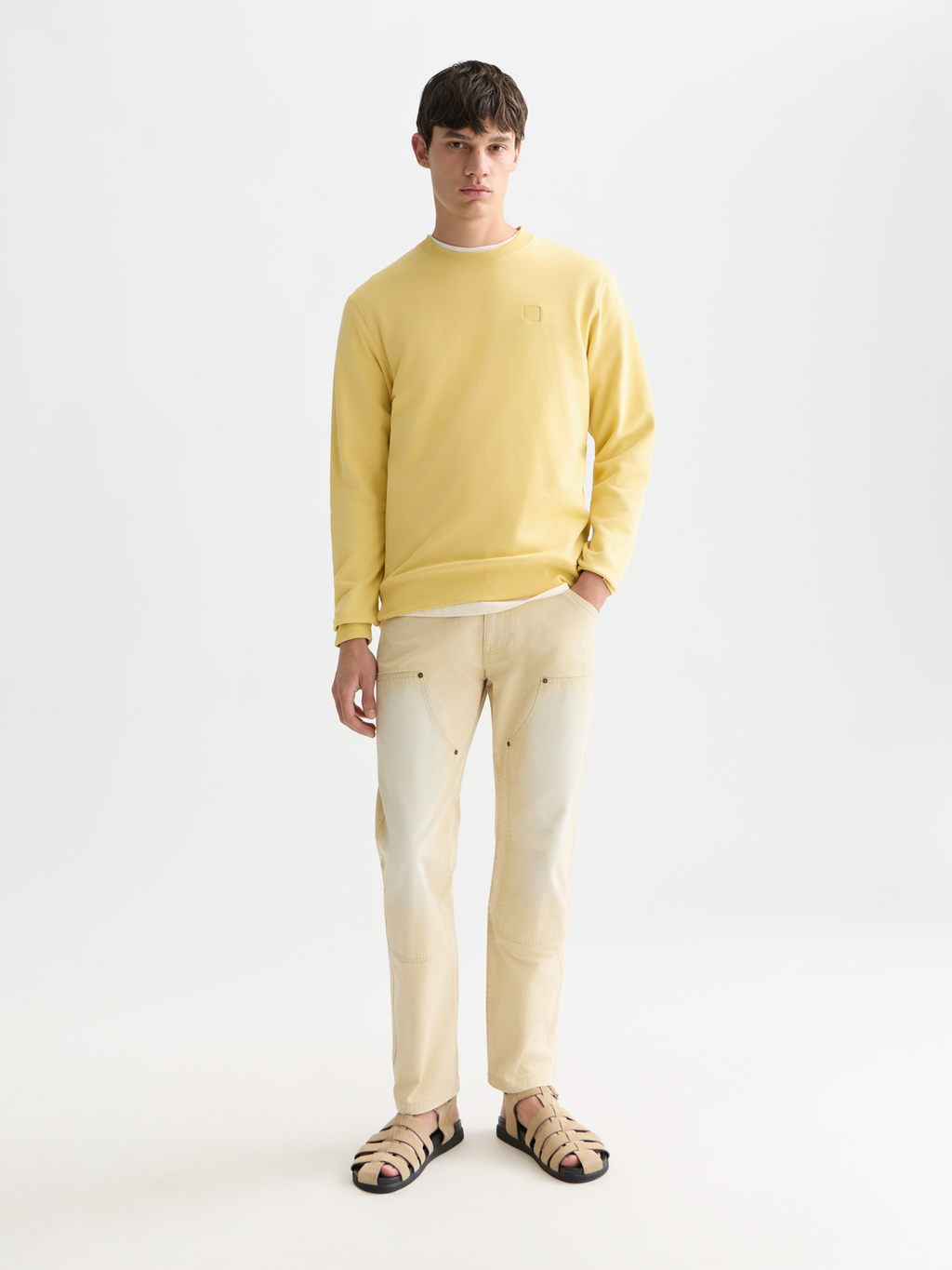 Seasonal core logo badge regularfit sweatshirt