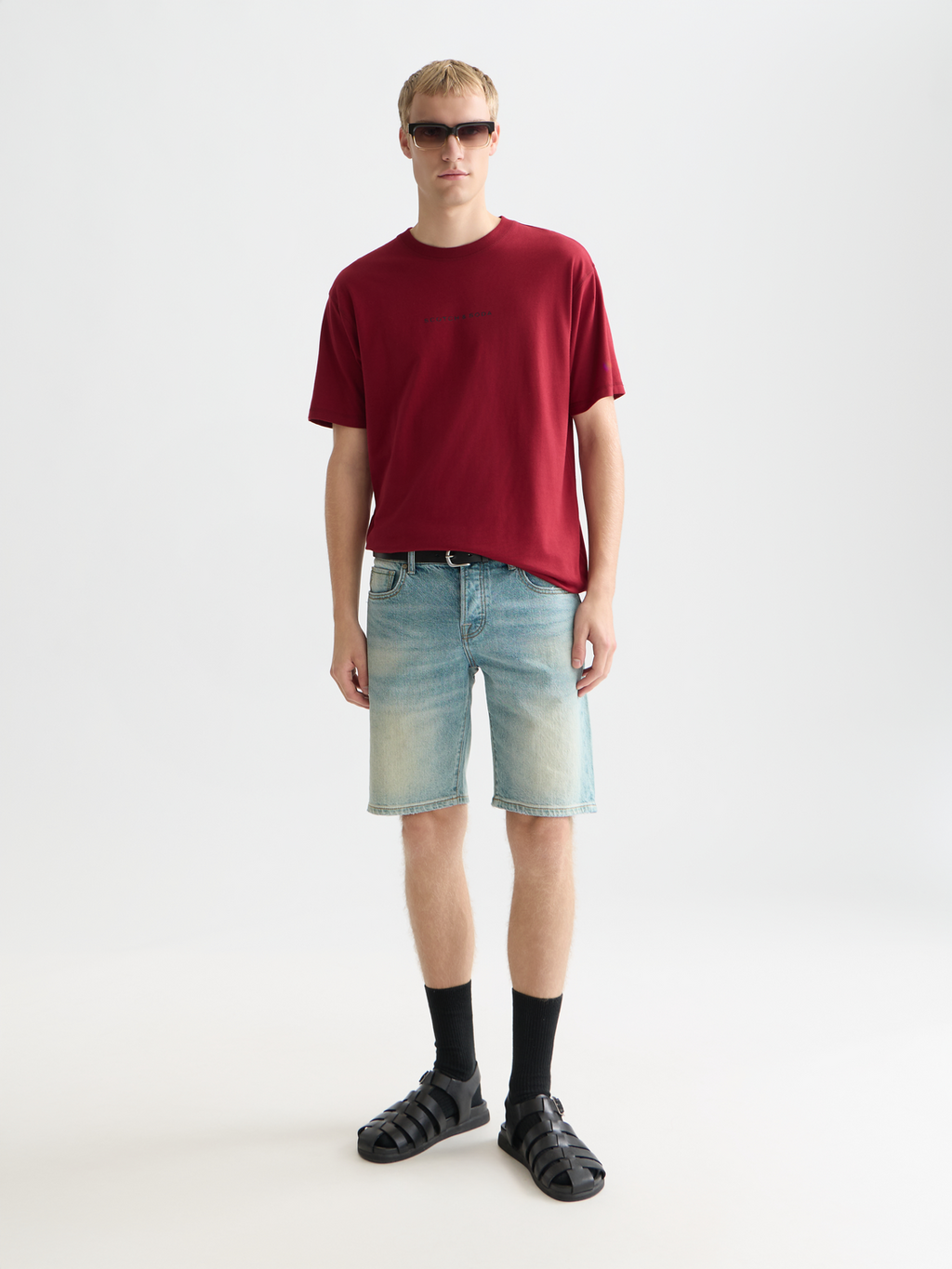 Seasonal Essentials Artwork Relaxed T-shirt