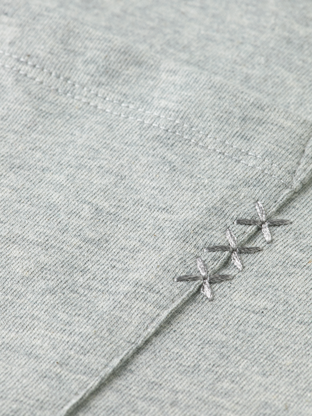 Seasonal core 3 crosses chest pocket loose fit Tshirt