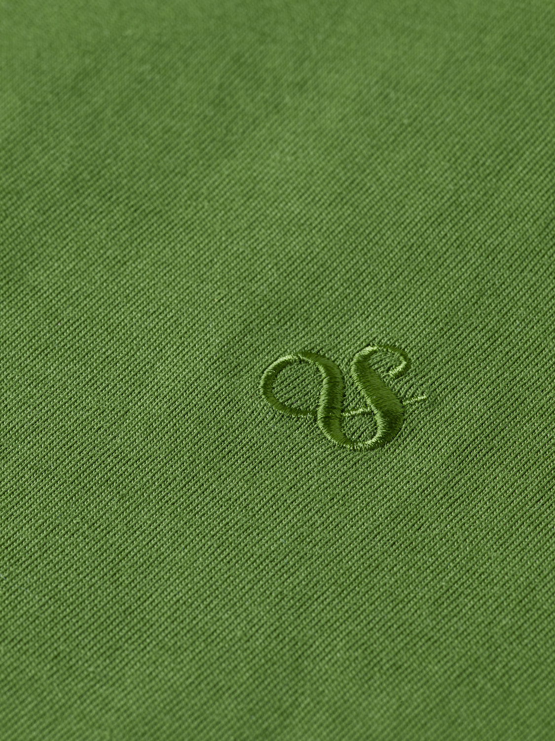 Seasonal core chest logo regular fit Tshirt