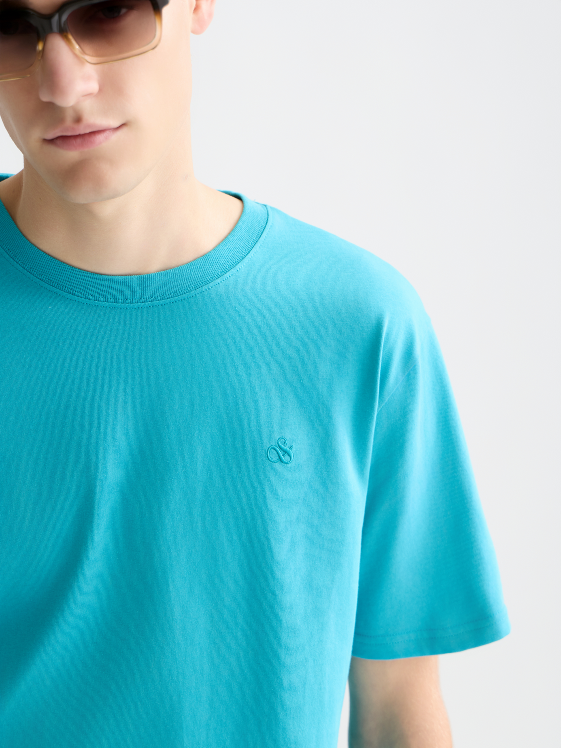 Seasonal Essentials logo T-shirt