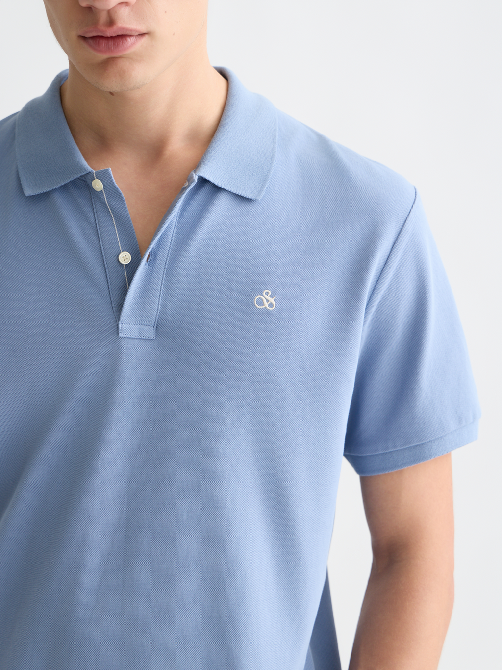 Seasonal core pique chest logo polo