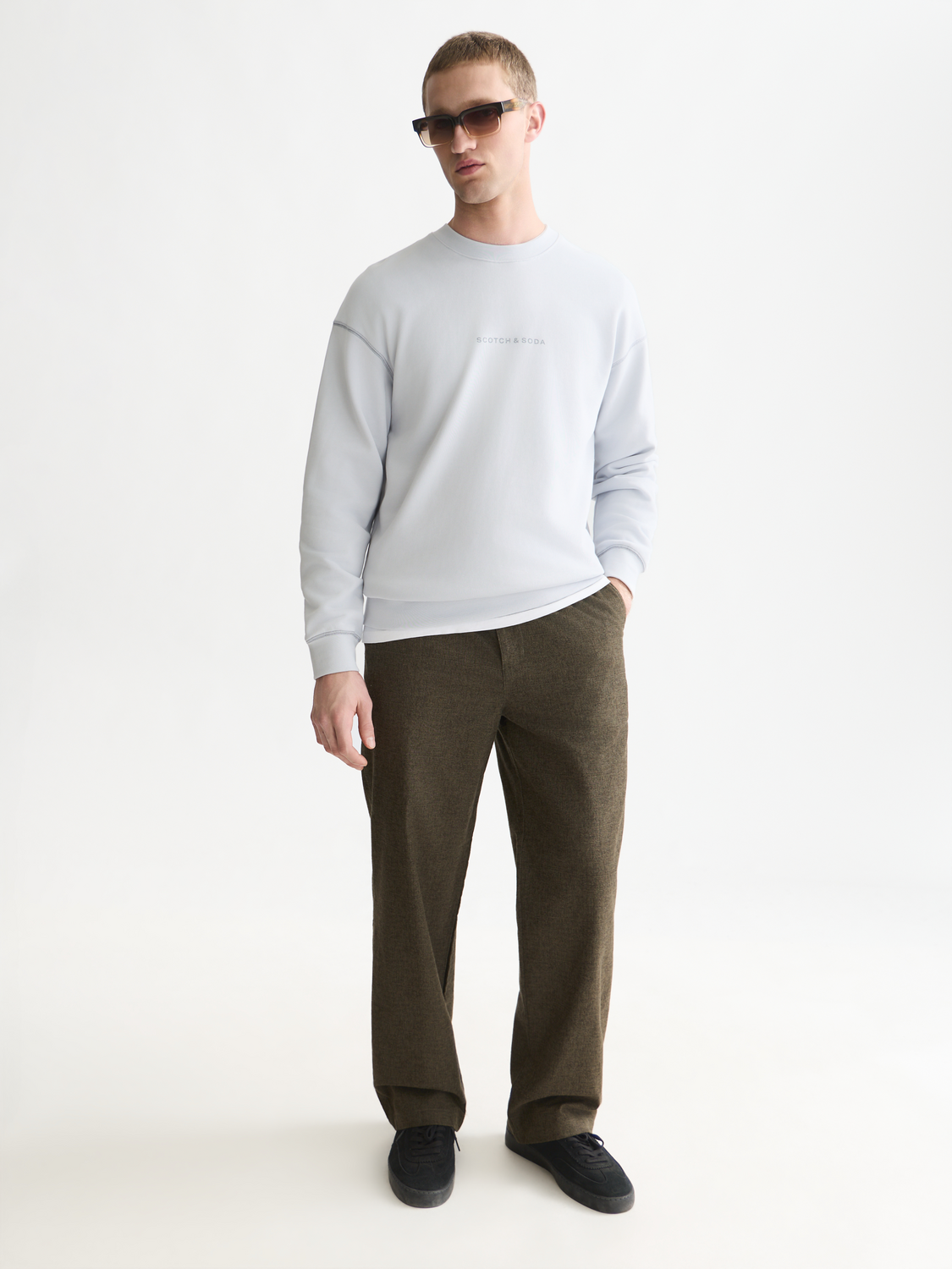 Seasonal Essentials artwork relaxed sweatshirt