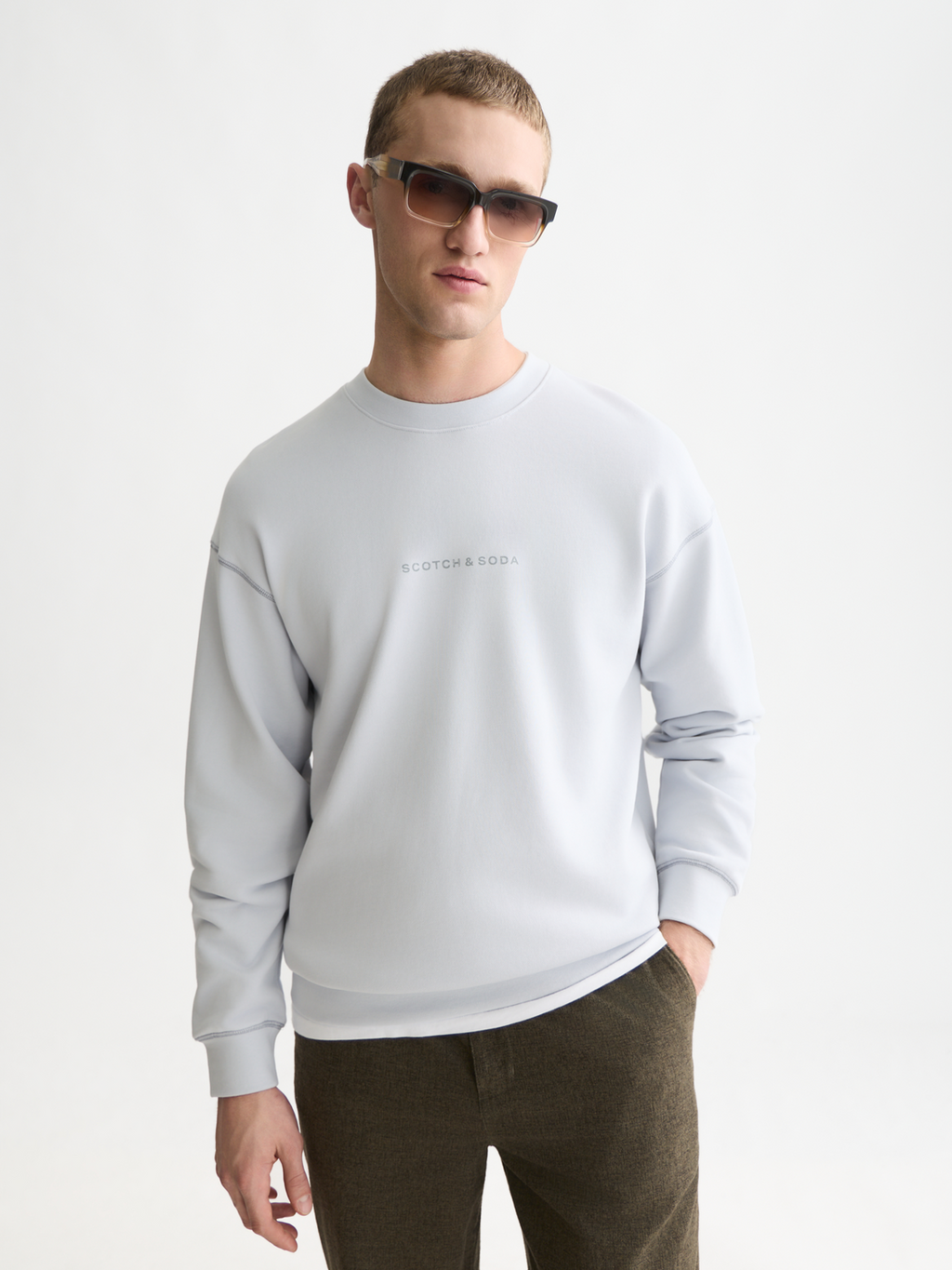 Seasonal Essentials artwork relaxed sweatshirt