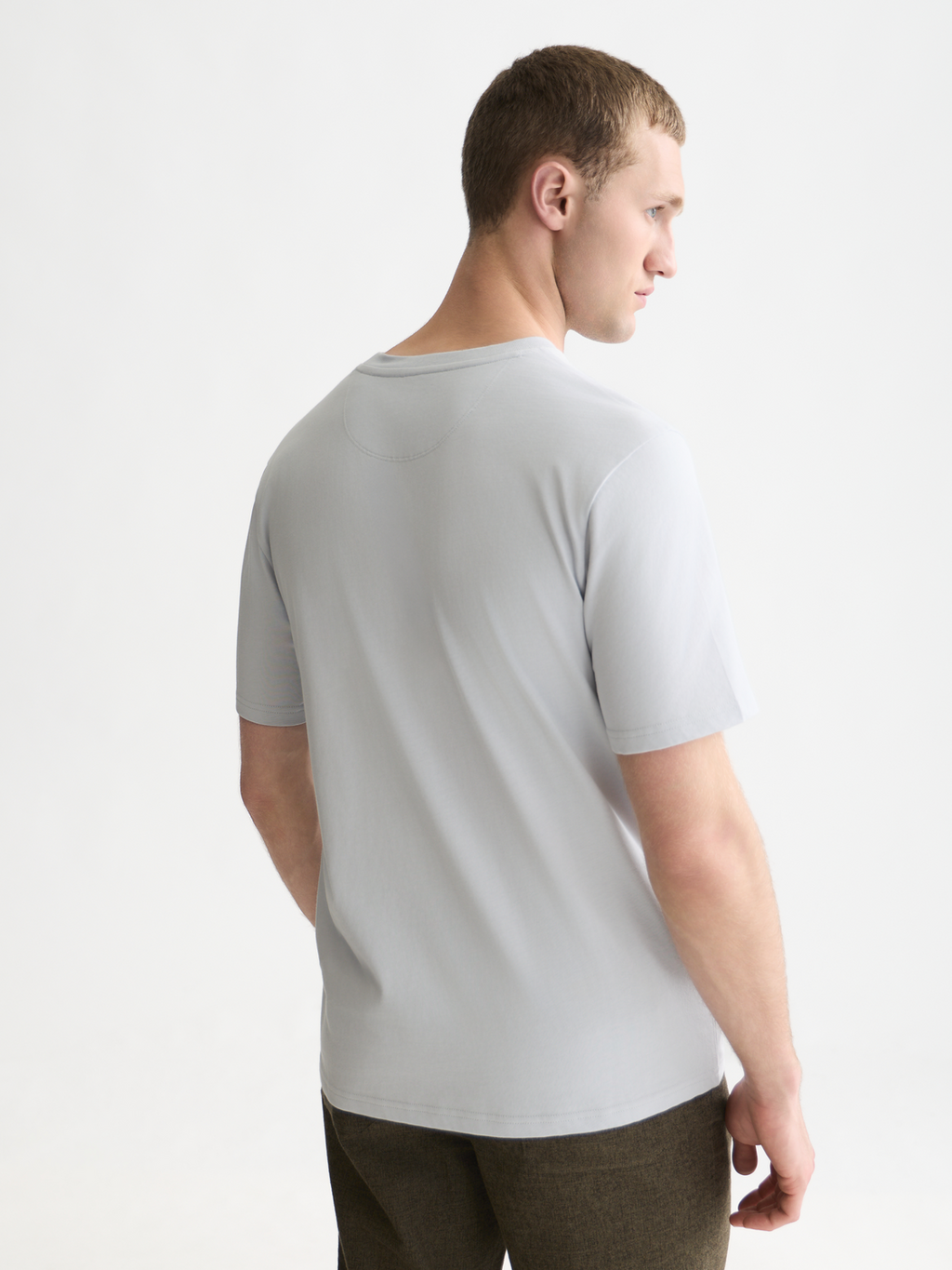 Seasonal Essentials logo T-shirt