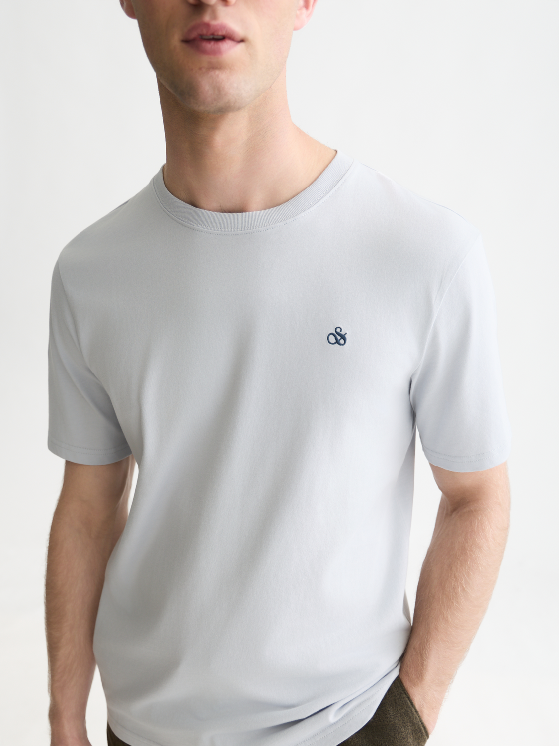 Seasonal Essentials logo T-shirt