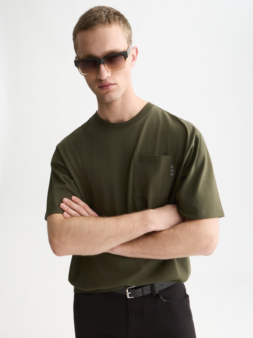 Seasonal Essentials 3 crosses pocket loose T-shirt