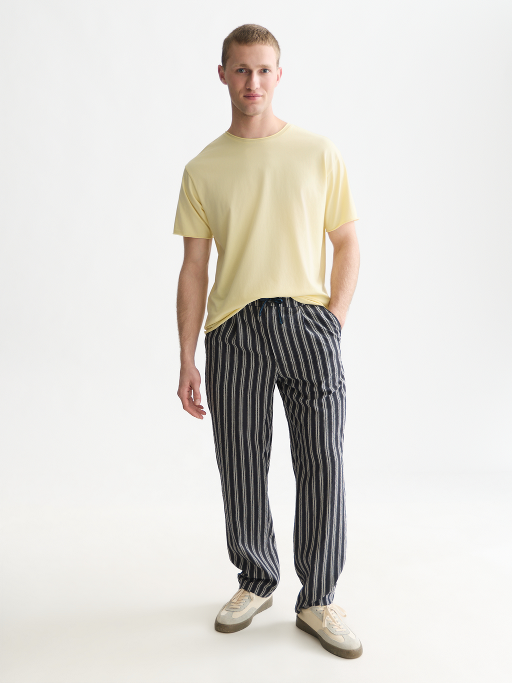 Seasonal Essentials Raw edge relaxed garment-dyed T-shirt