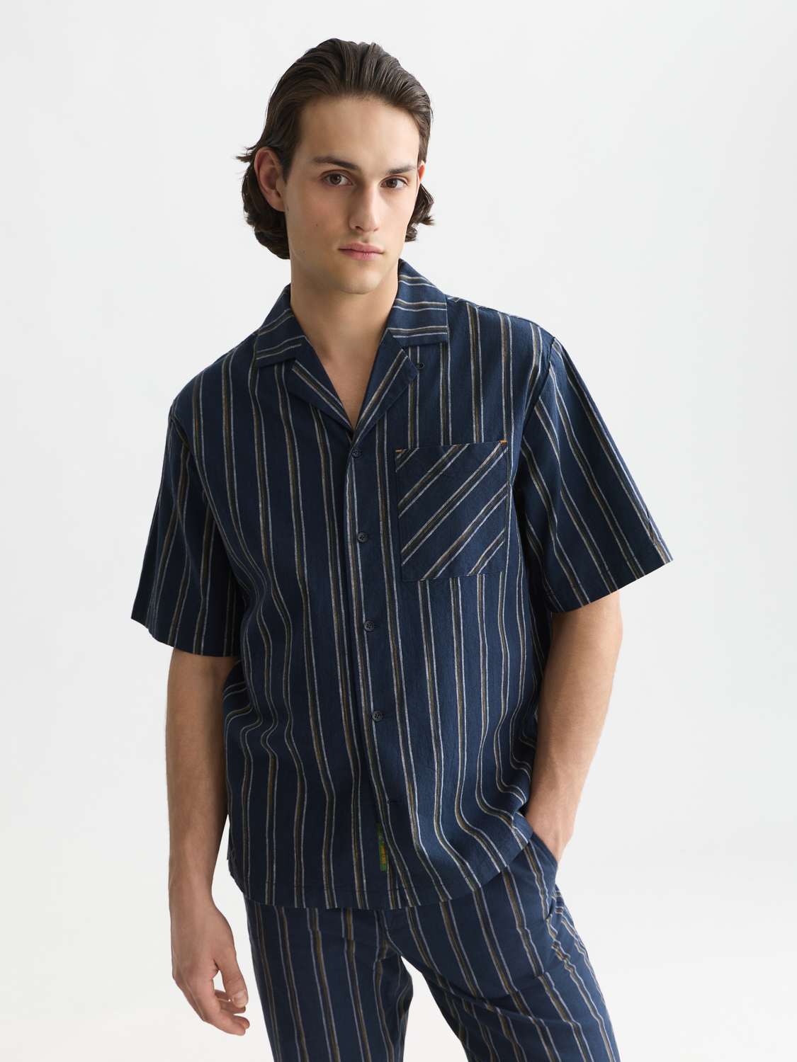 Striped linen relaxed short sleeve shirt