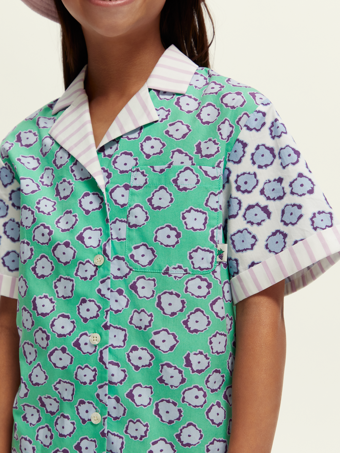 MIXED PRINT SHORT-SLEEVED SHIRT