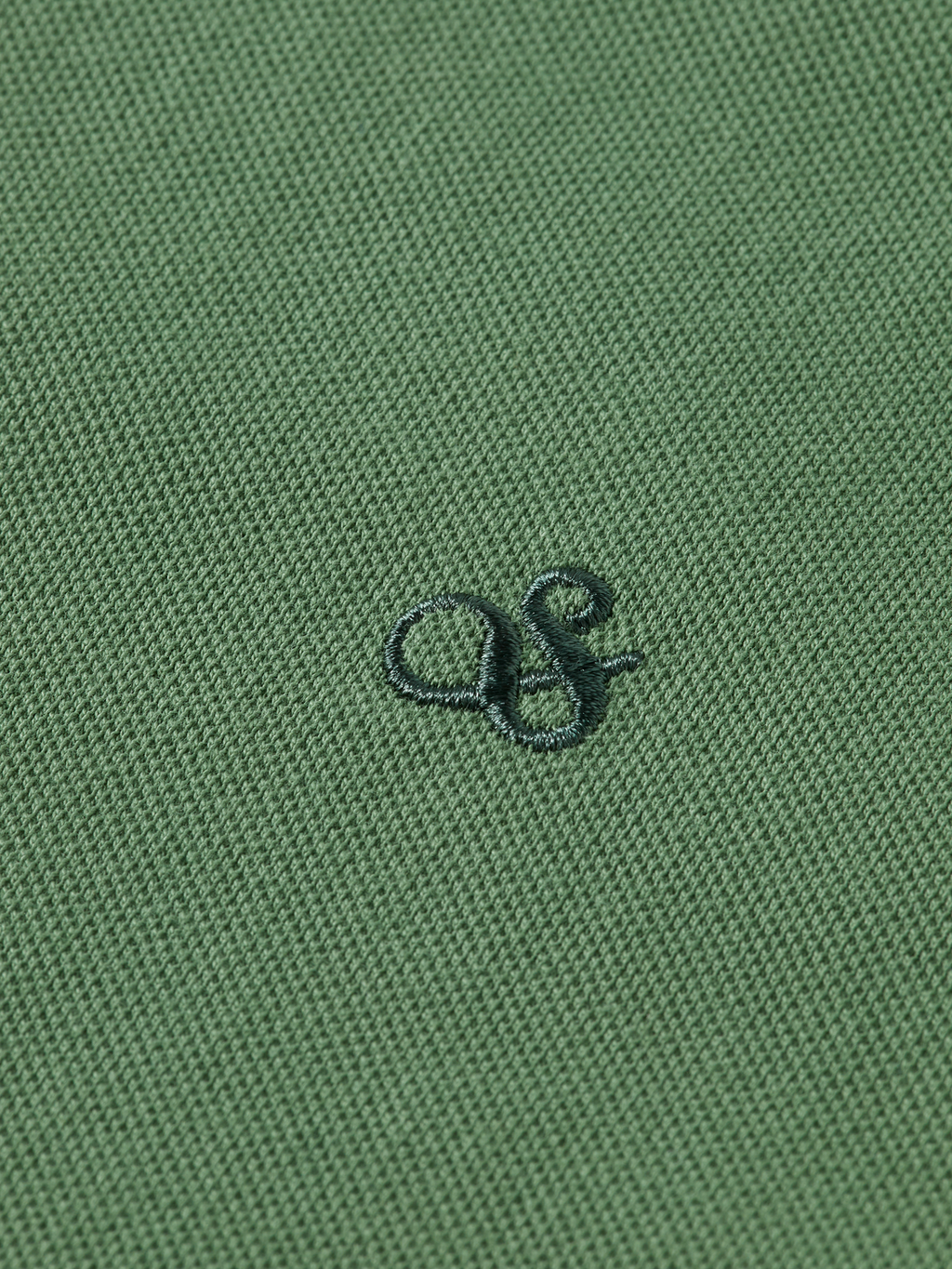 logo pique polo