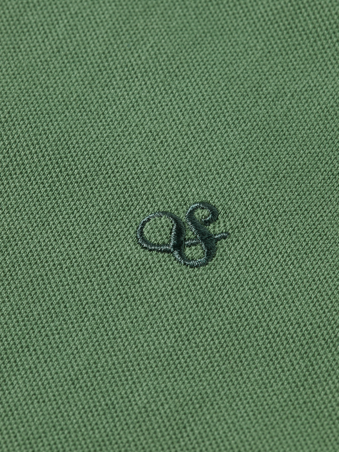 logo pique polo