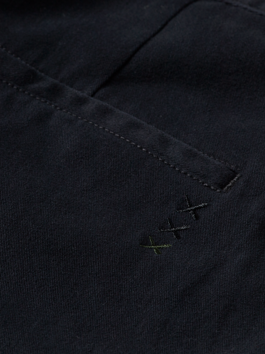 Essentials Stuart Cotton-blend twill regular short