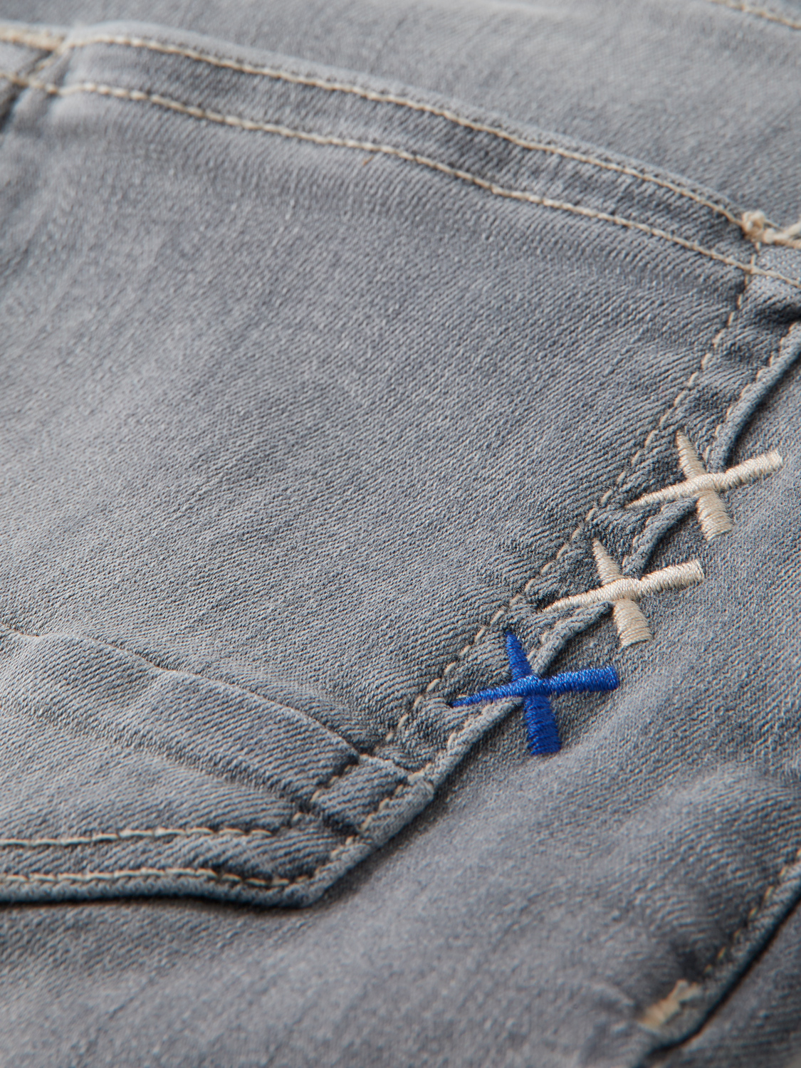 BOYS SEASONAL ESSENTIALS STRUMMER SLIM FIT Denim