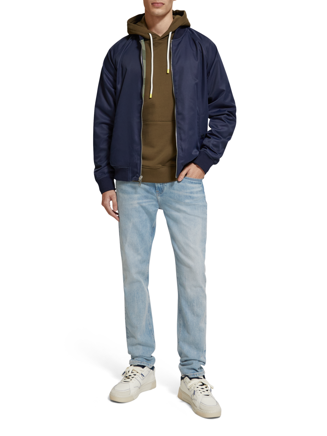 SKIM SKINNY FIT JEANS FRESHEN UP
