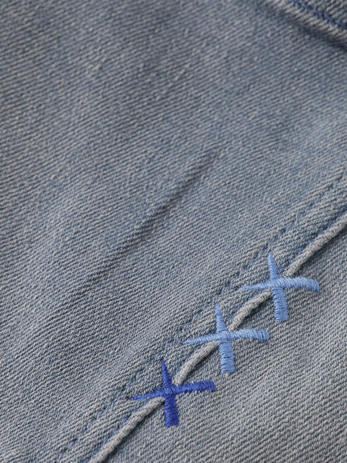THE DROP REGULAR TAPER JEANS ON BOARD