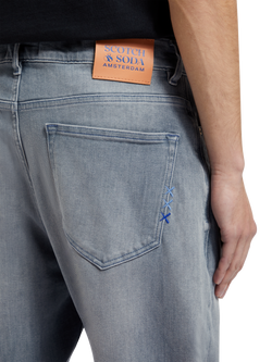 THE DROP REGULAR TAPER JEANS  ON BOARD