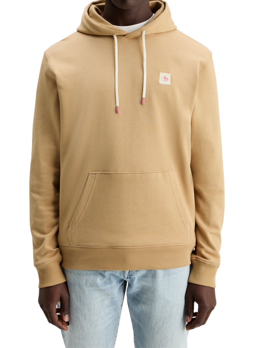 ESSENTIAL LOGO BADGE HOODIE