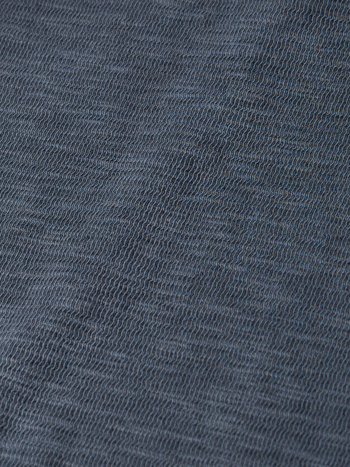 GARMENT-DYED STRUCTURED SWEATSHIRT