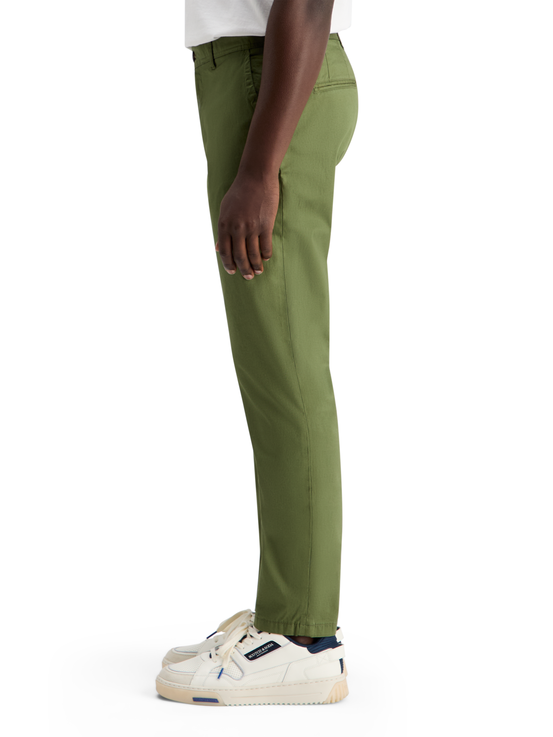 ESSENTIALS - STUART - SLIM FIT CHINO