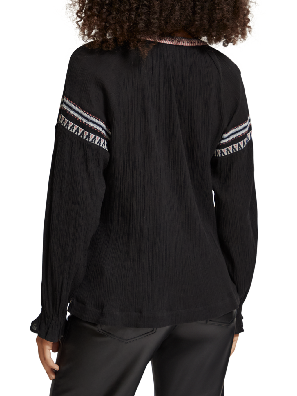 BALLOON SLEEVE EMBROIDERY TOP