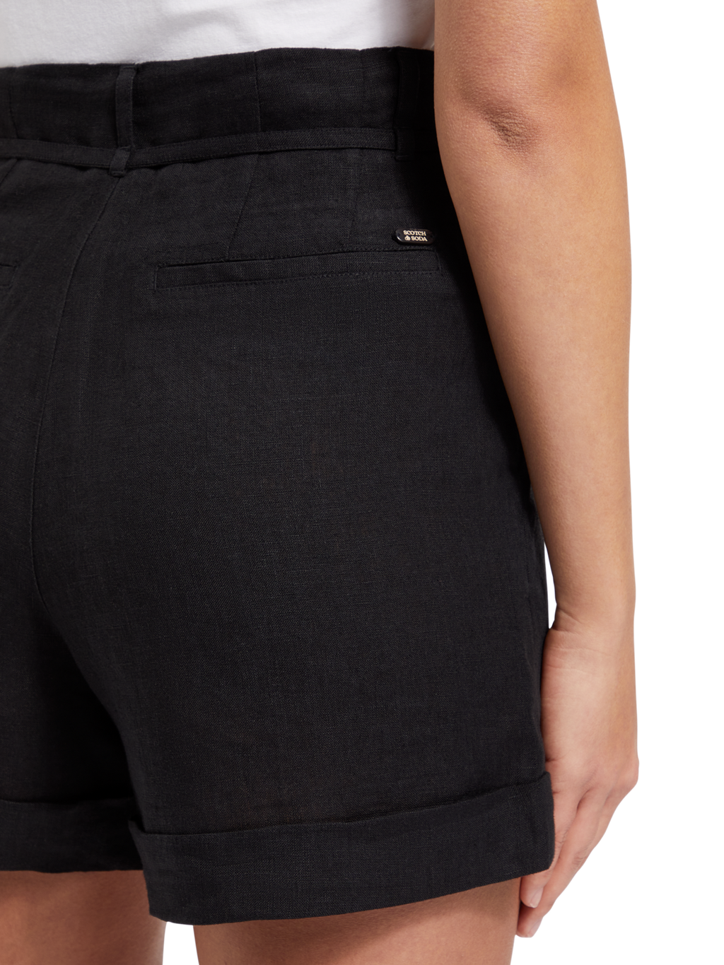HIGH-RISE LINEN SHORT