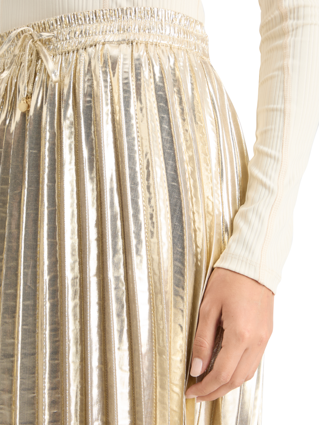 PLEATED SHINY HIGH-RISE MAXI SKIRT