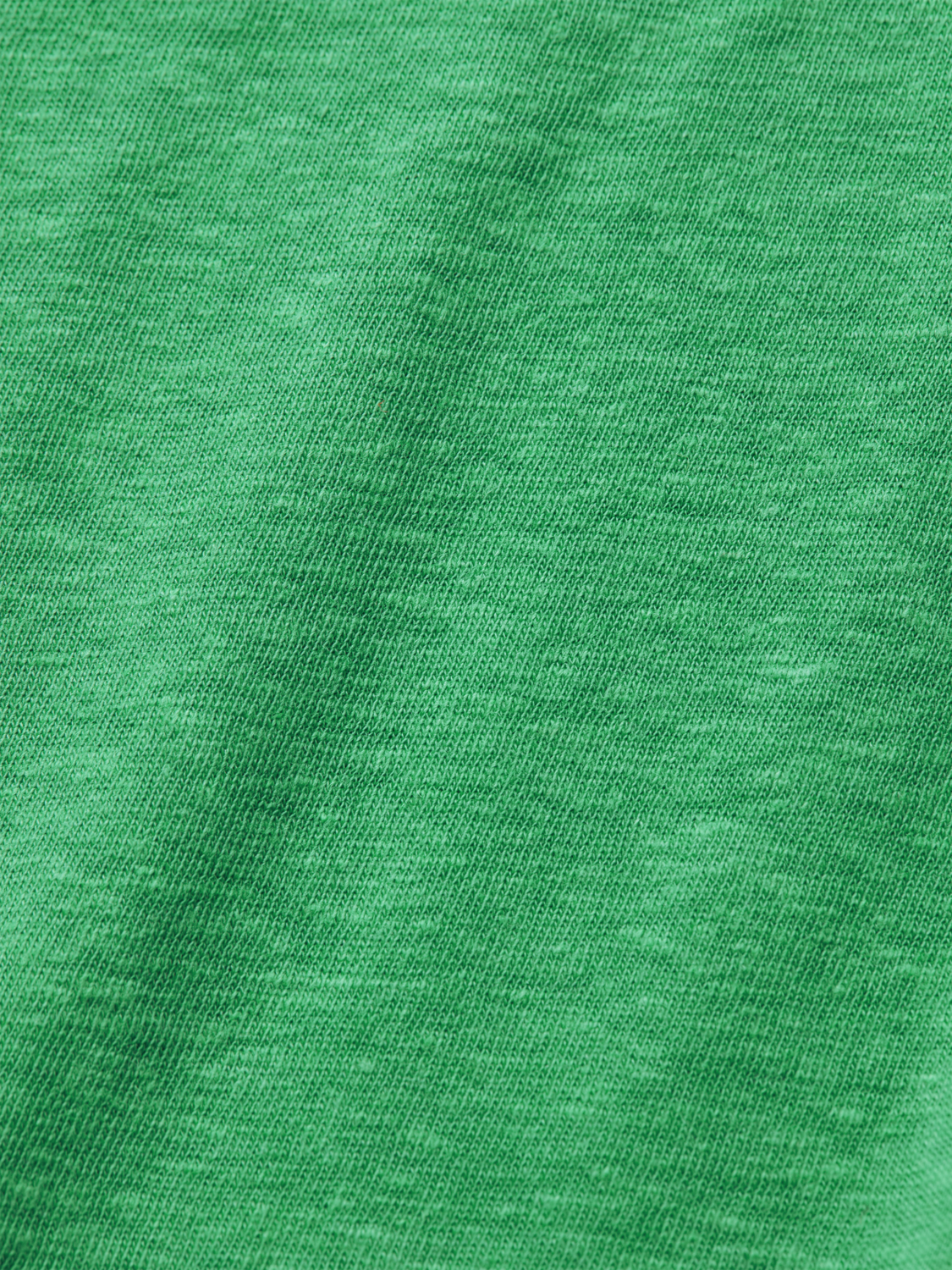 V-NECK LADDER DETAIL LOOSE FIT T-SHIRT