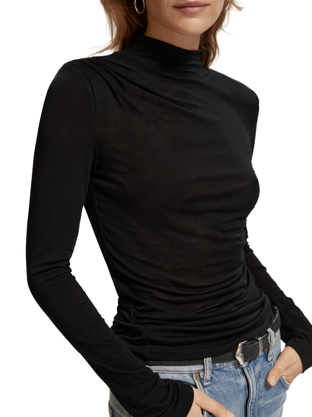 SHOULDER PADDED LONG SLEEVE TOP