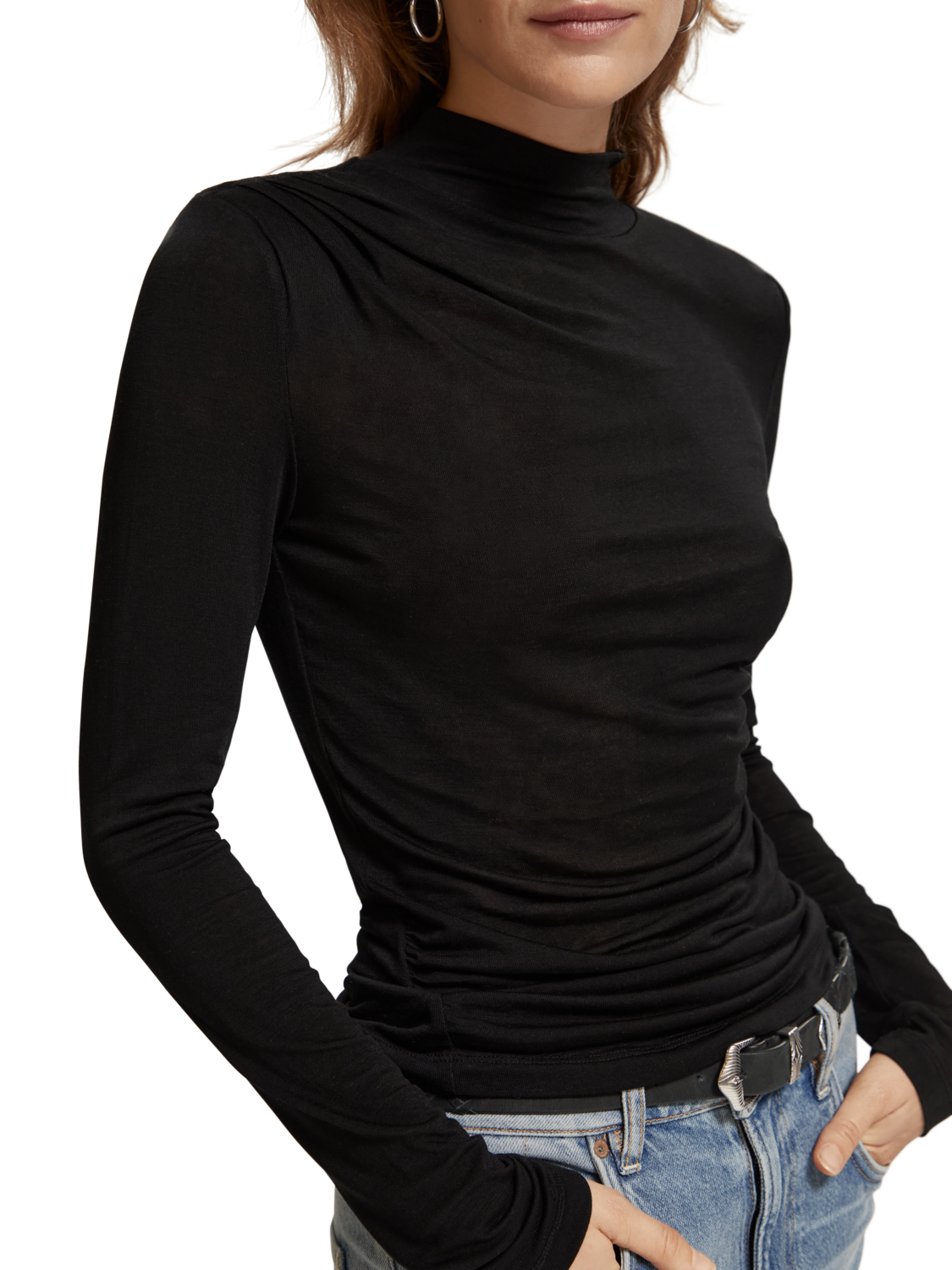 SHOULDER PADDED LONG SLEEVE TOP