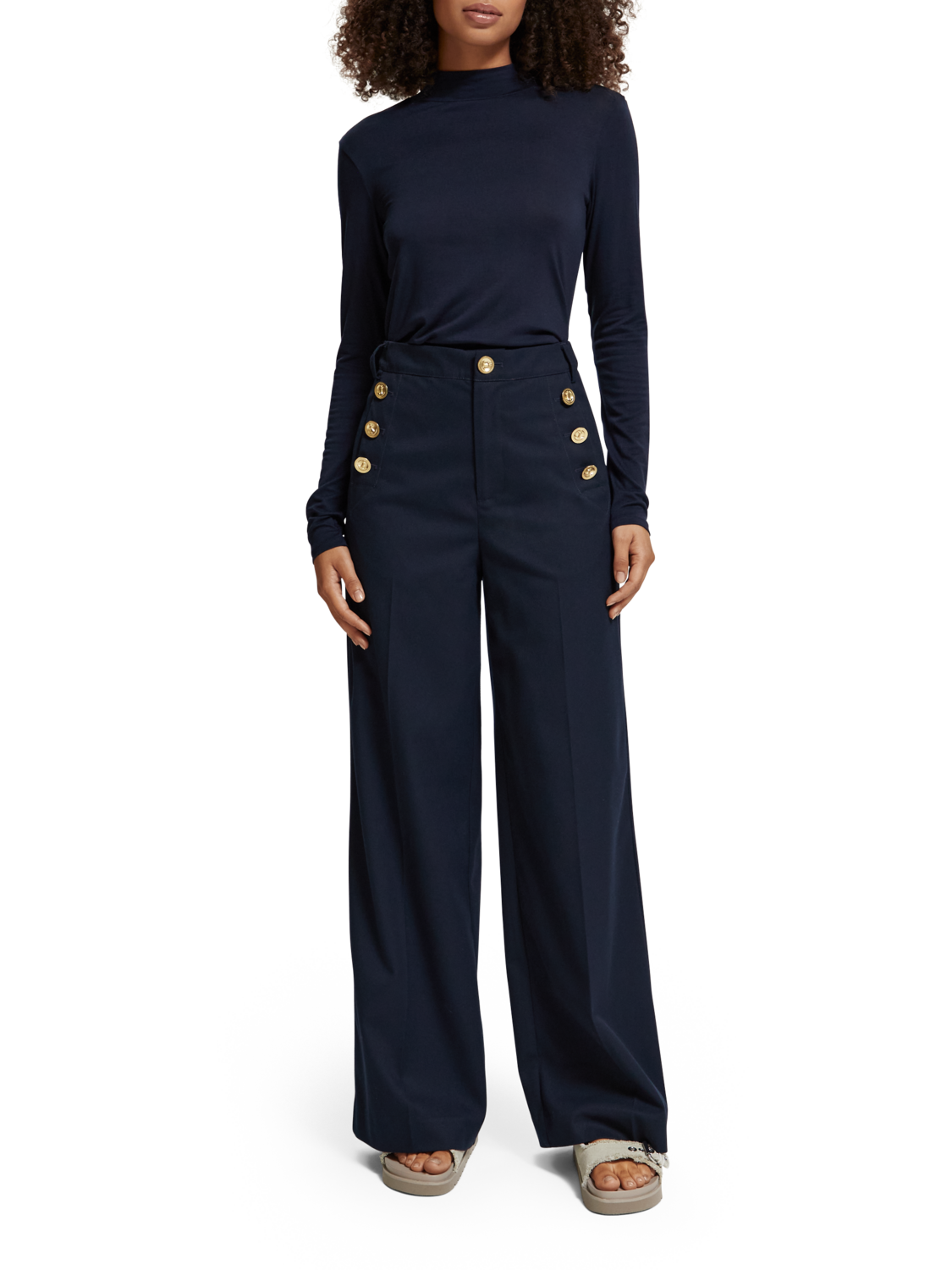 LONG SLEEVED MOCK NECK T-SHIRT