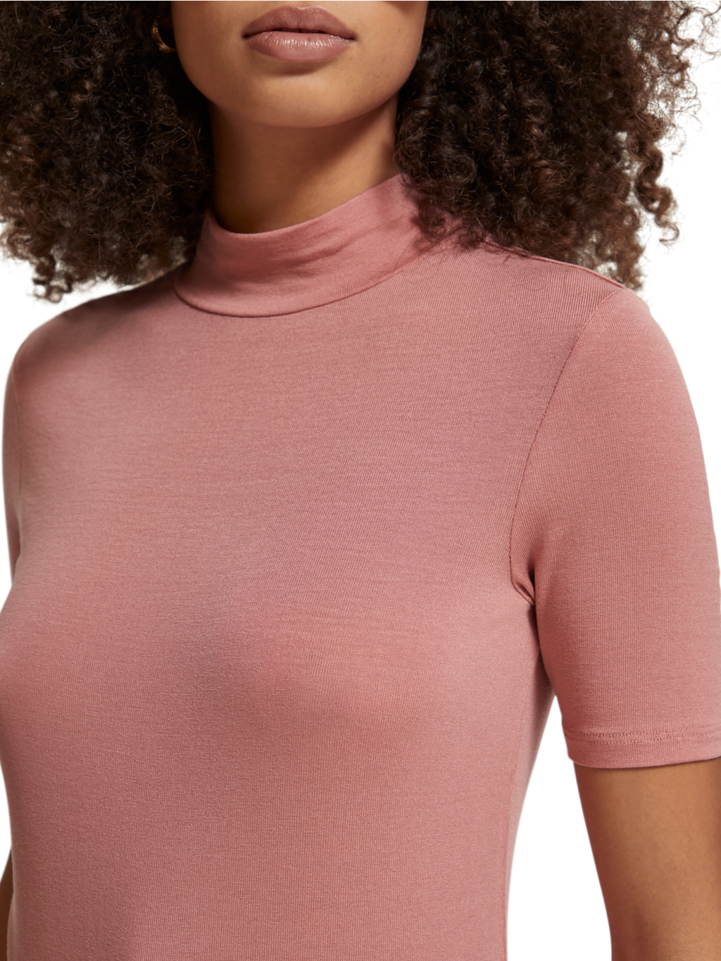 MOCK NECK SHORT SLEEVED T-SHIRT