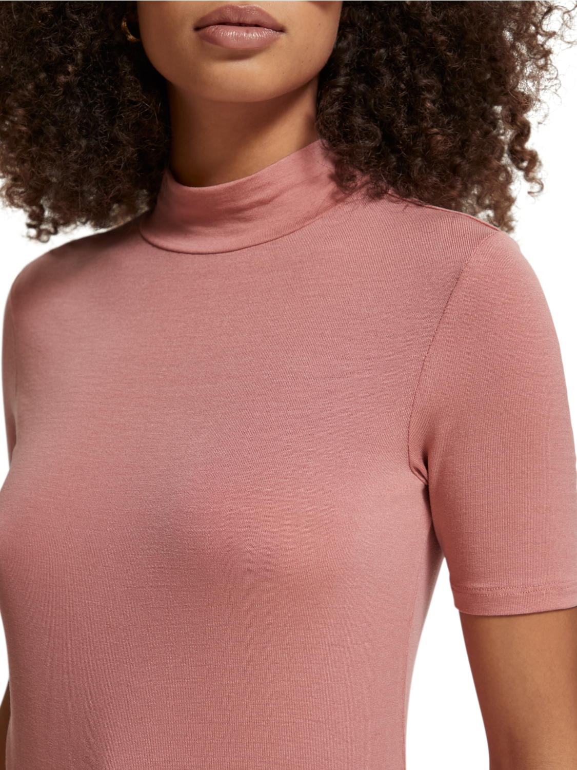 MOCK NECK SHORT SLEEVED T-SHIRT